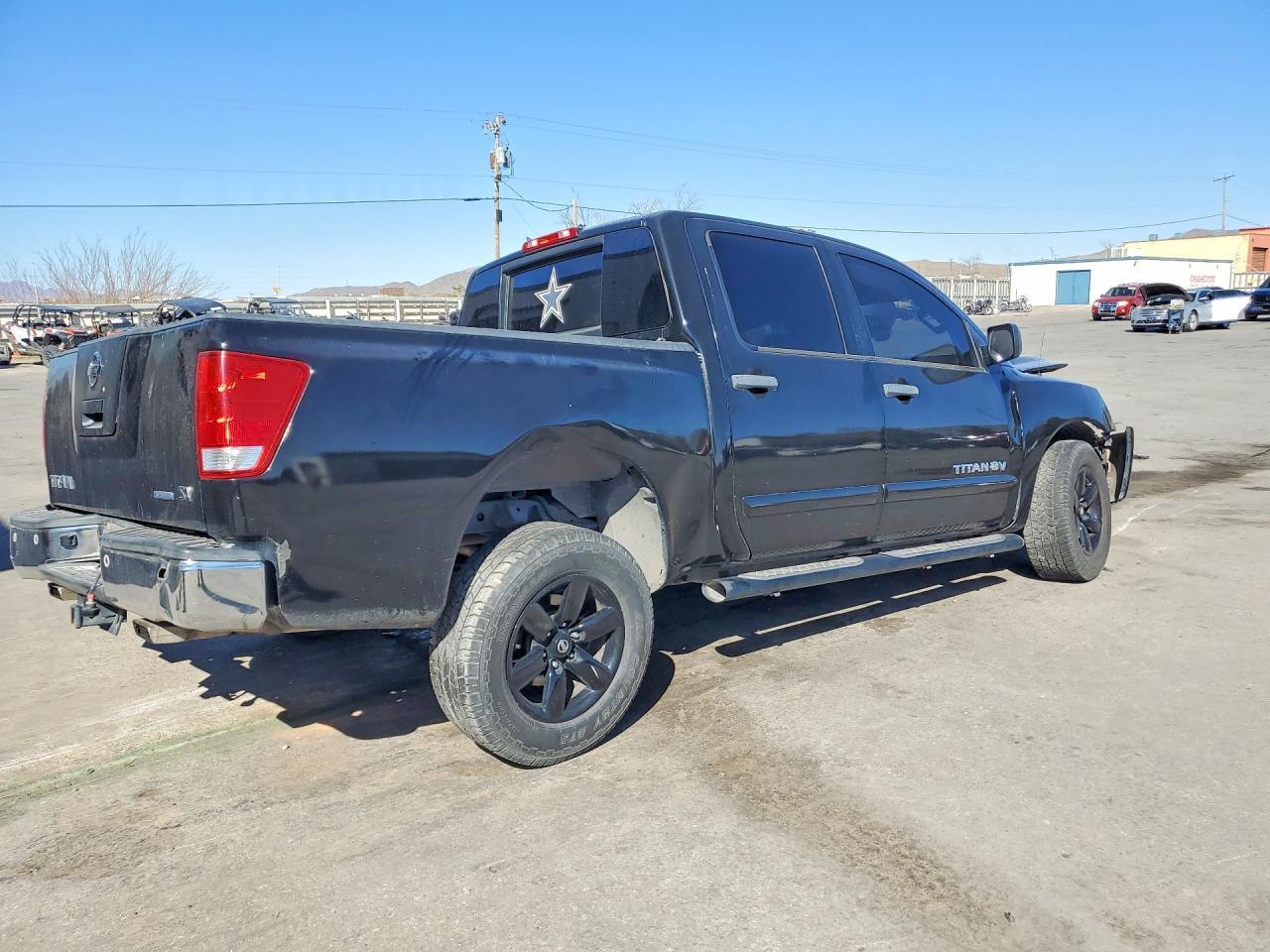 2012 Nissan Titan SV