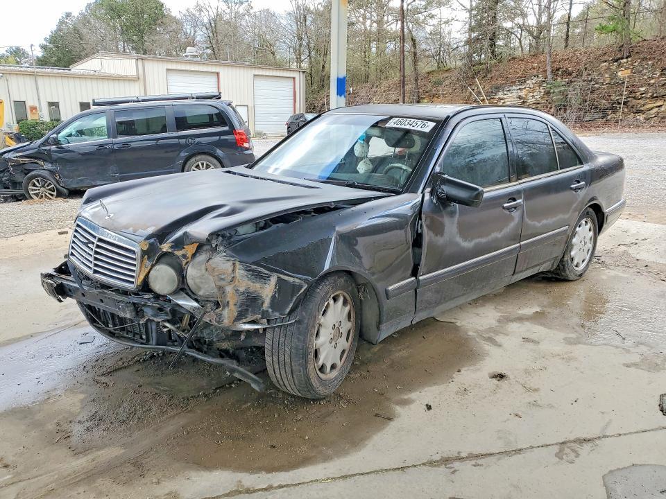1998 Mercedes-Benz E 320