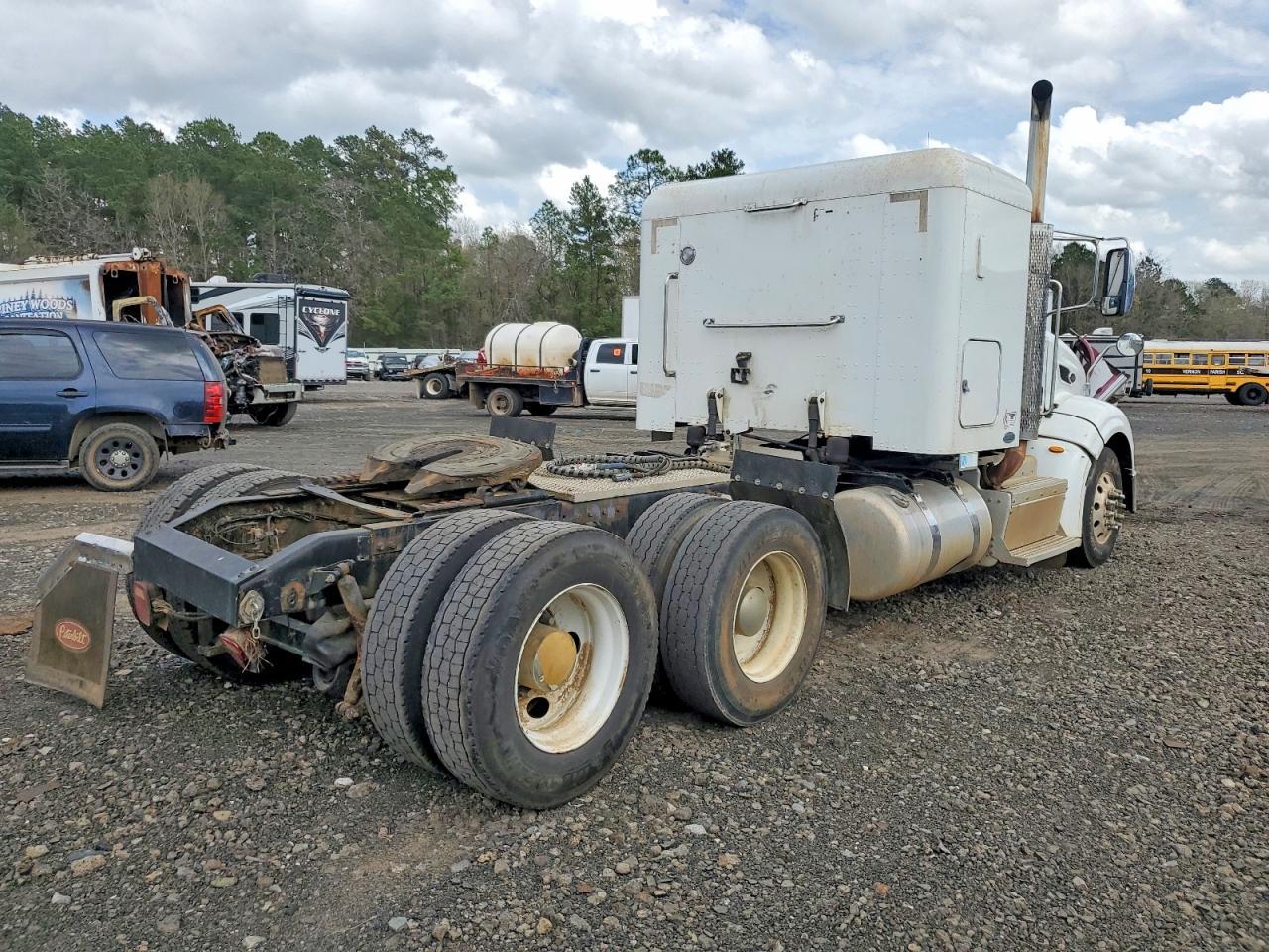 2014 Peterbilt 386