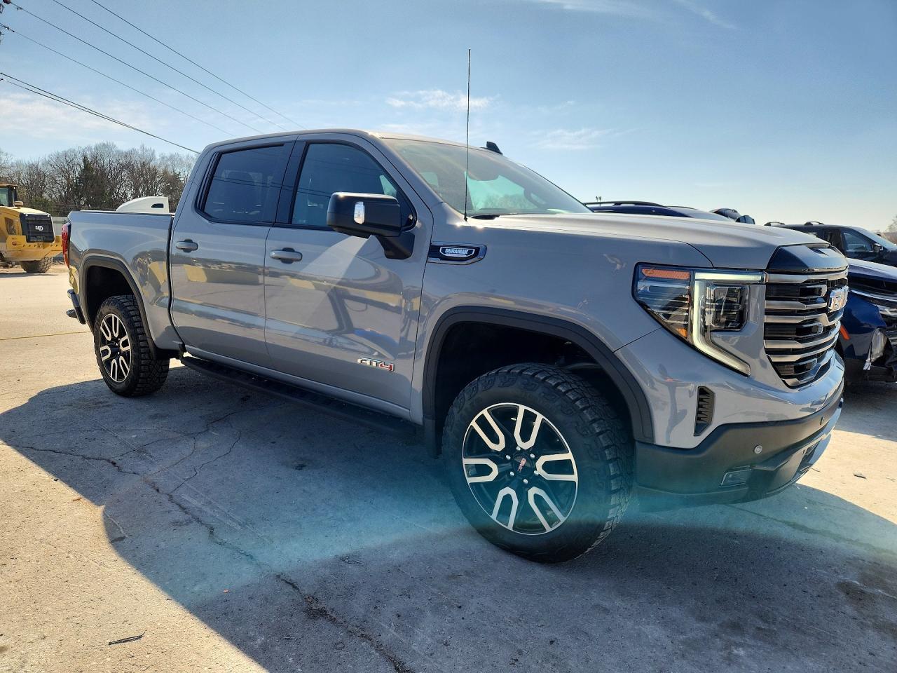 2025 GMC Sierra K1500 AT4