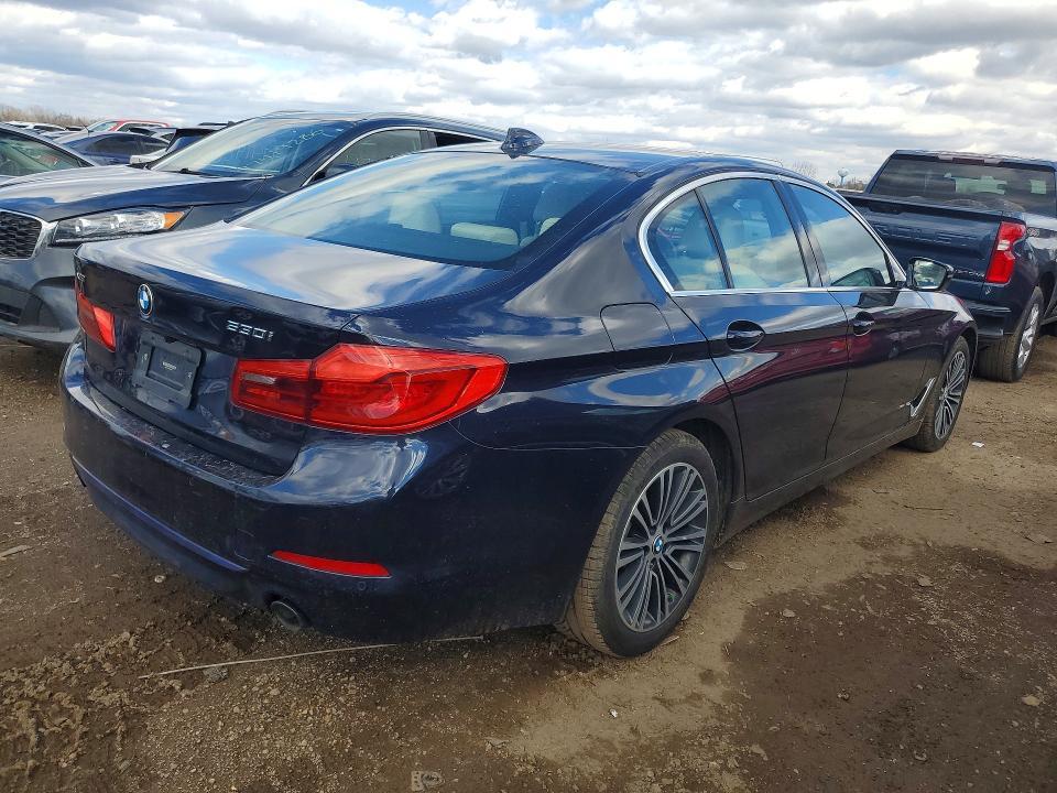2019 BMW 530 xi