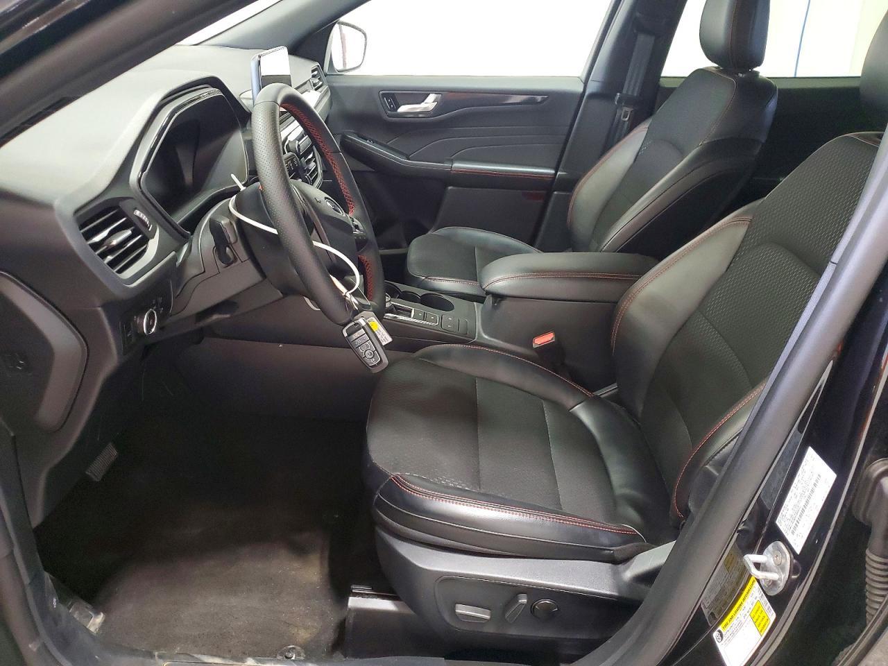 2025 Ford Escape st Line Select