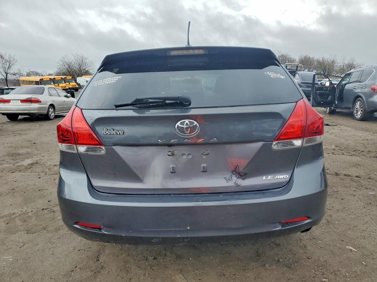 2015 Toyota Venza le