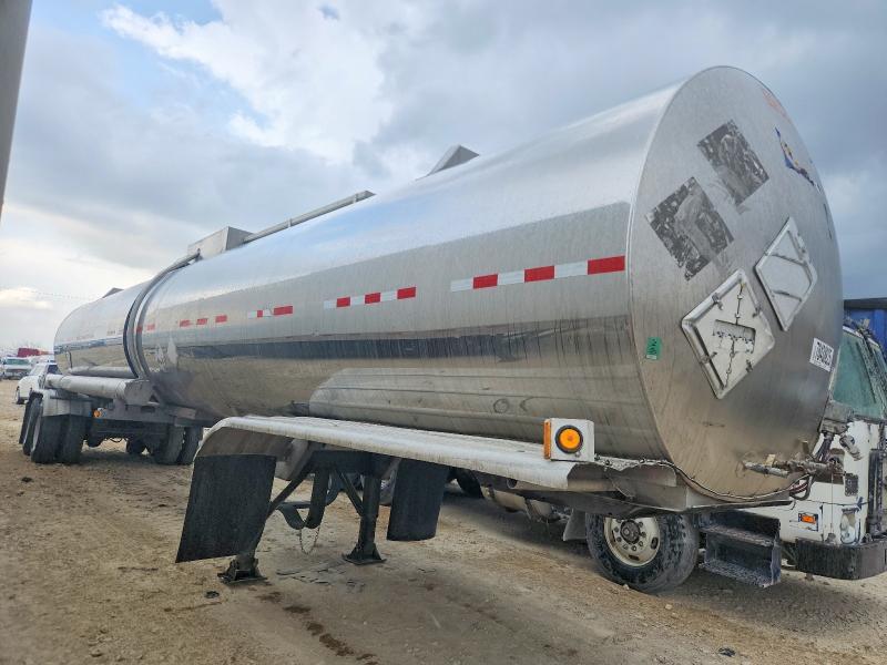 2001 Walker 2025 Walker Tank Trailer