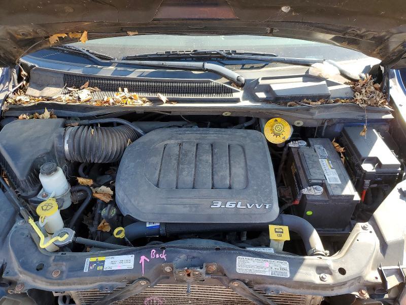 2013 Volkswagen Routan se