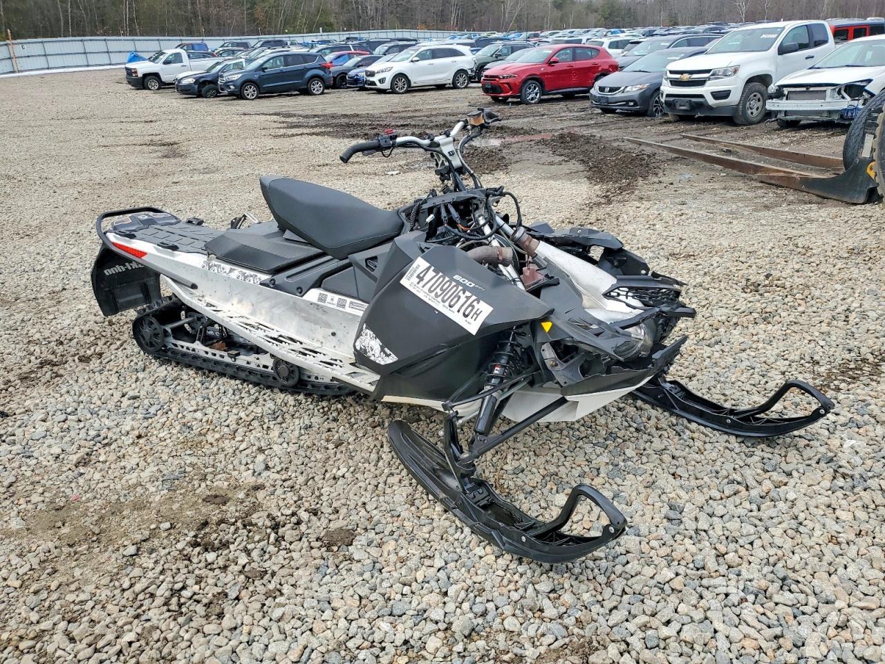 2022 Skidoo Renegade