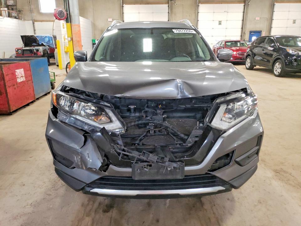 2018 Nissan Rogue sv