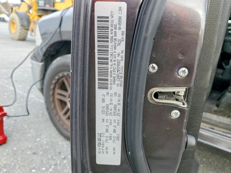 2015 Dodge RAM 1500 SLT