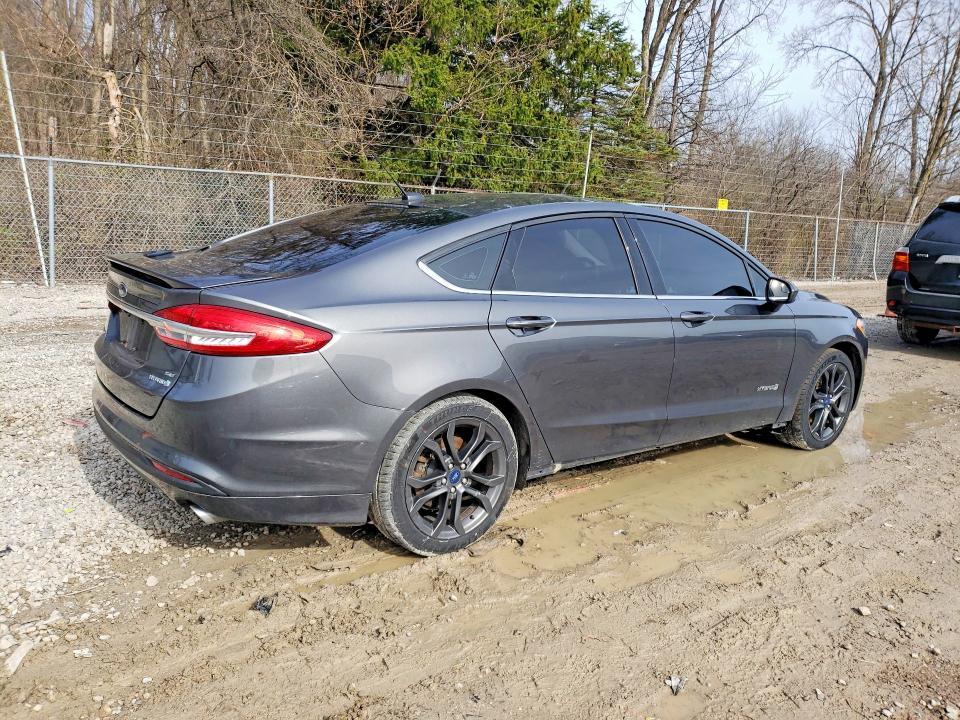 2018 Ford Fusion se Hybrid