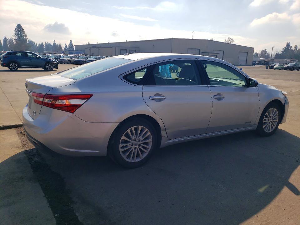 2014 Toyota Avalon Hybrid xle Premium