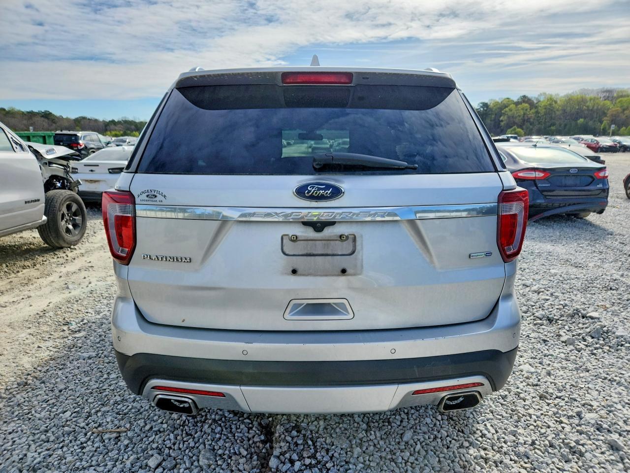 2017 Ford Explorer Platinum