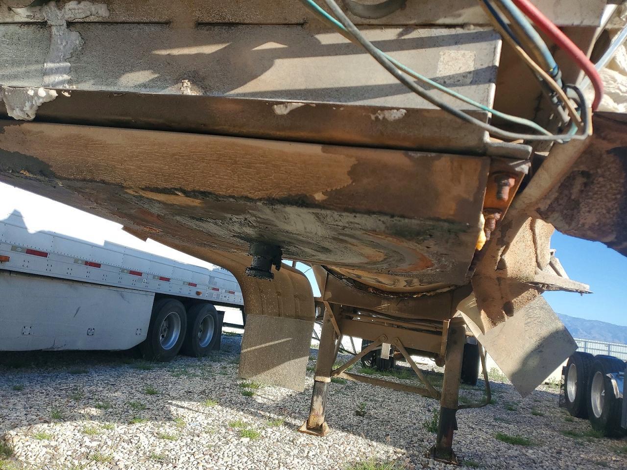2012 Bren NER Tank Trailer