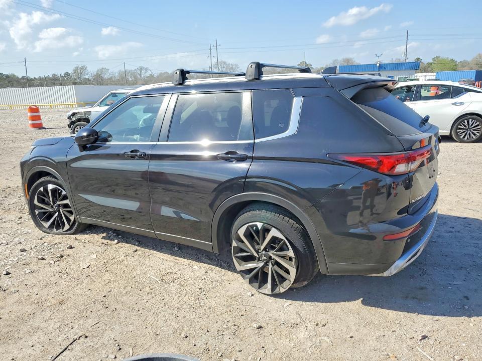 2023 Mitsubishi Outlander se