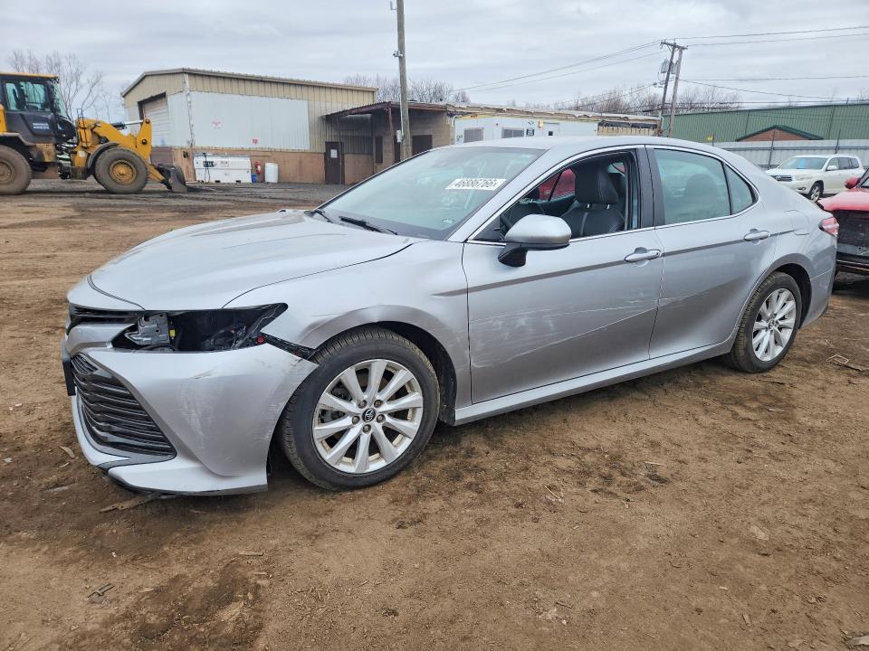 2020 Toyota Camry le