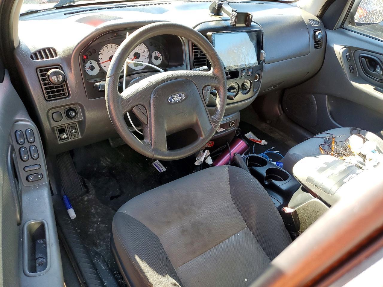 2004 Ford Escape xls