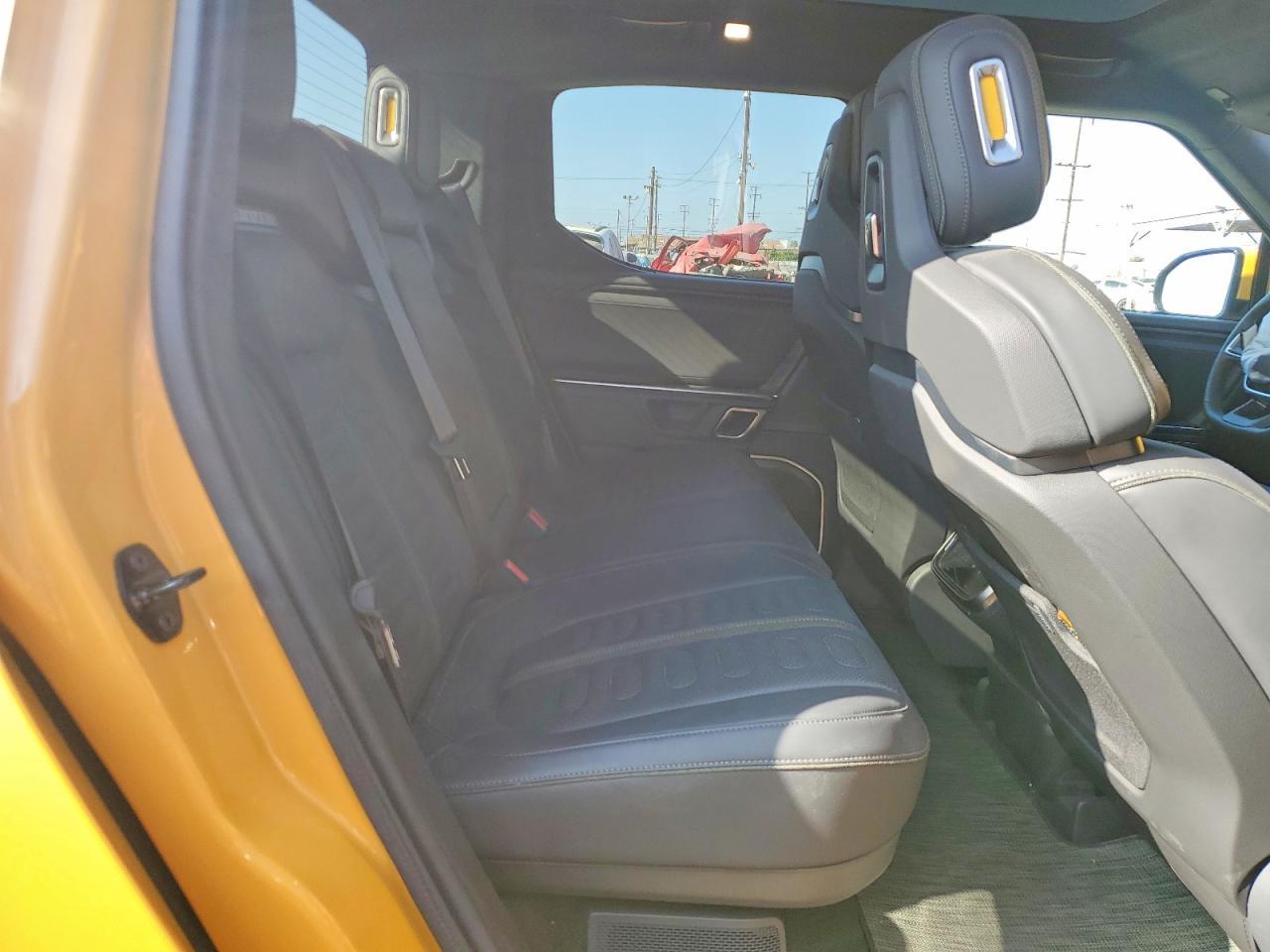 2023 Rivian R1T Adventure