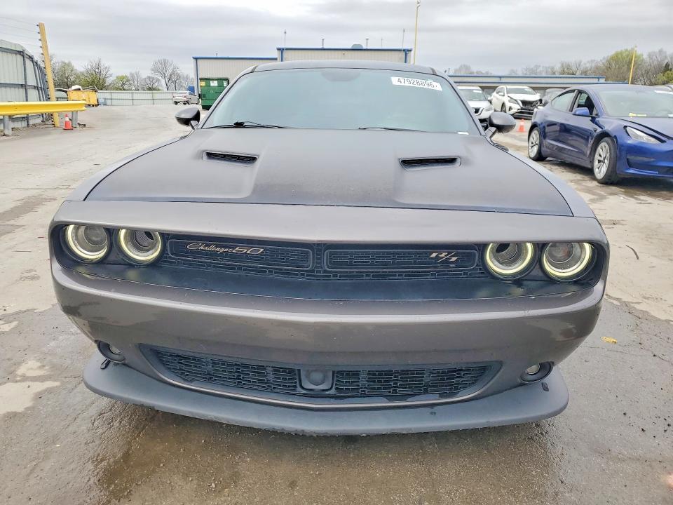 2020 Dodge Challenger r