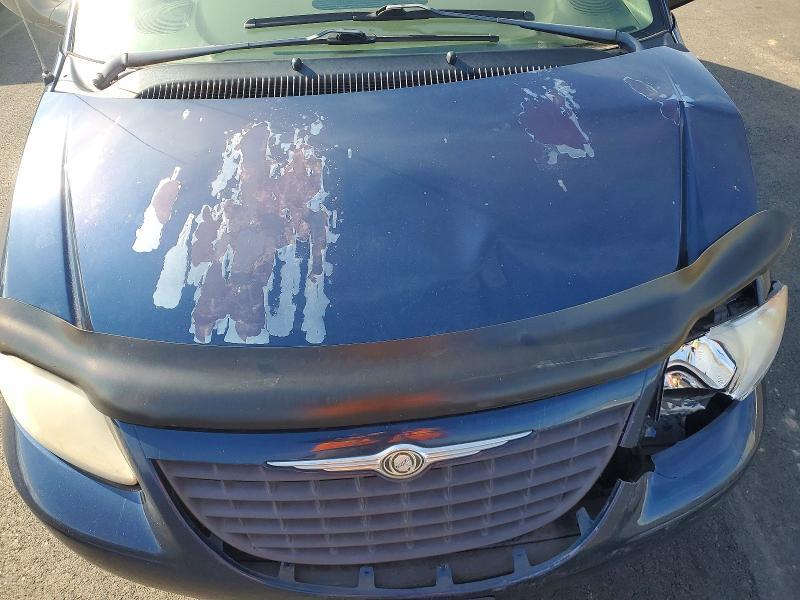 2003 Chrysler Voyager lx