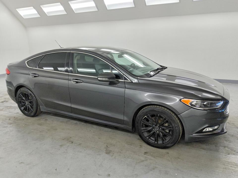 2017 Ford Fusion se