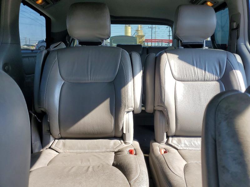 2004 Toyota Sienna xle 7 Passenger