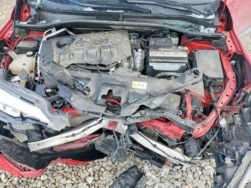 2021 Toyota C-hr xle