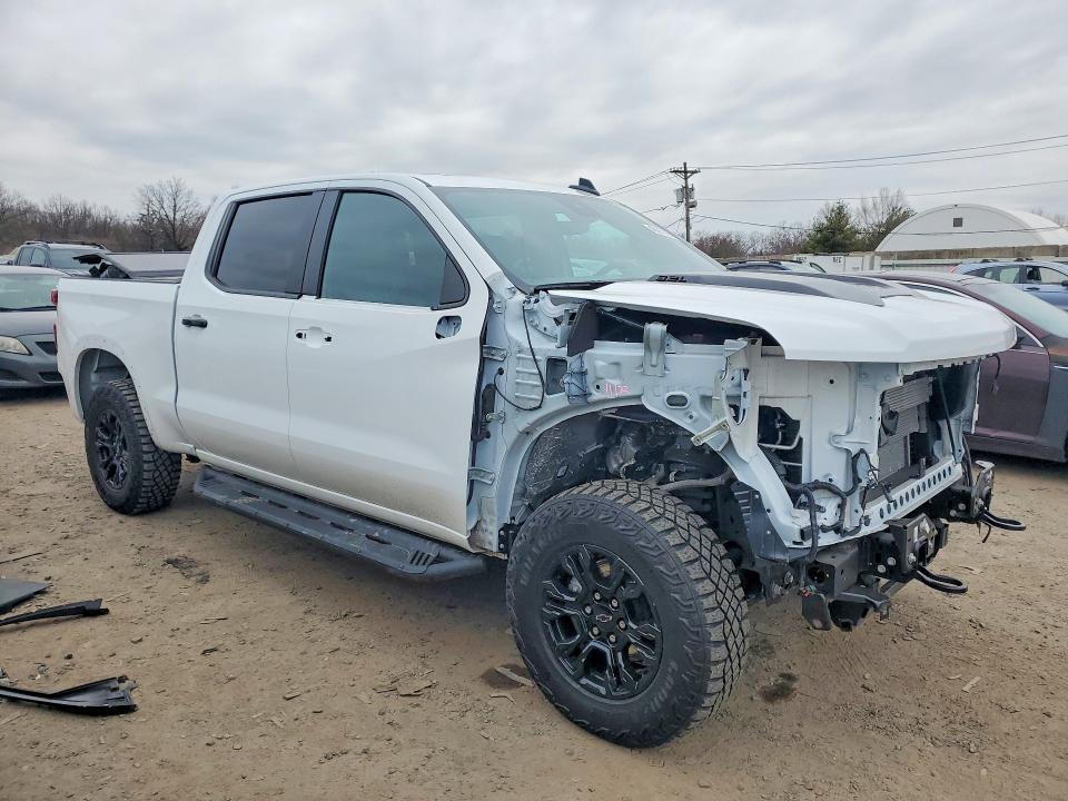2025 Chevrolet Silverado K1500 ZR2