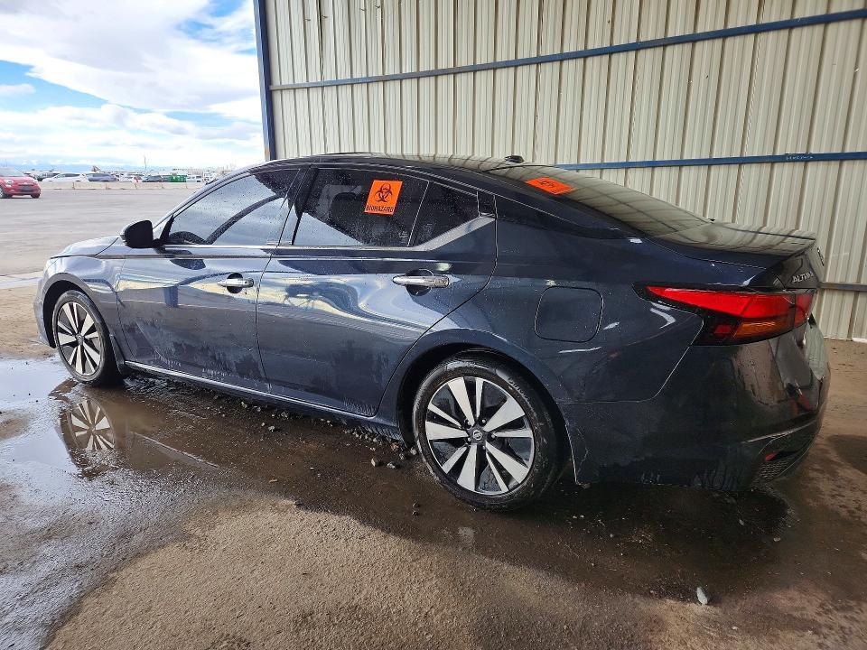 2019 Niss Altima 2.5