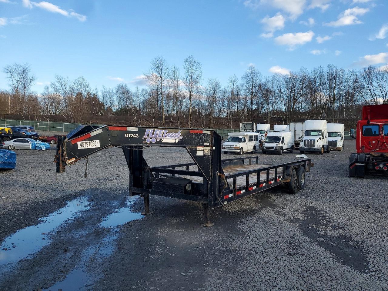 2014 Road 2014 Fleetneck Utility Trailer