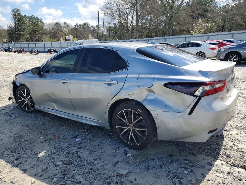 2022 Toyota Camry se