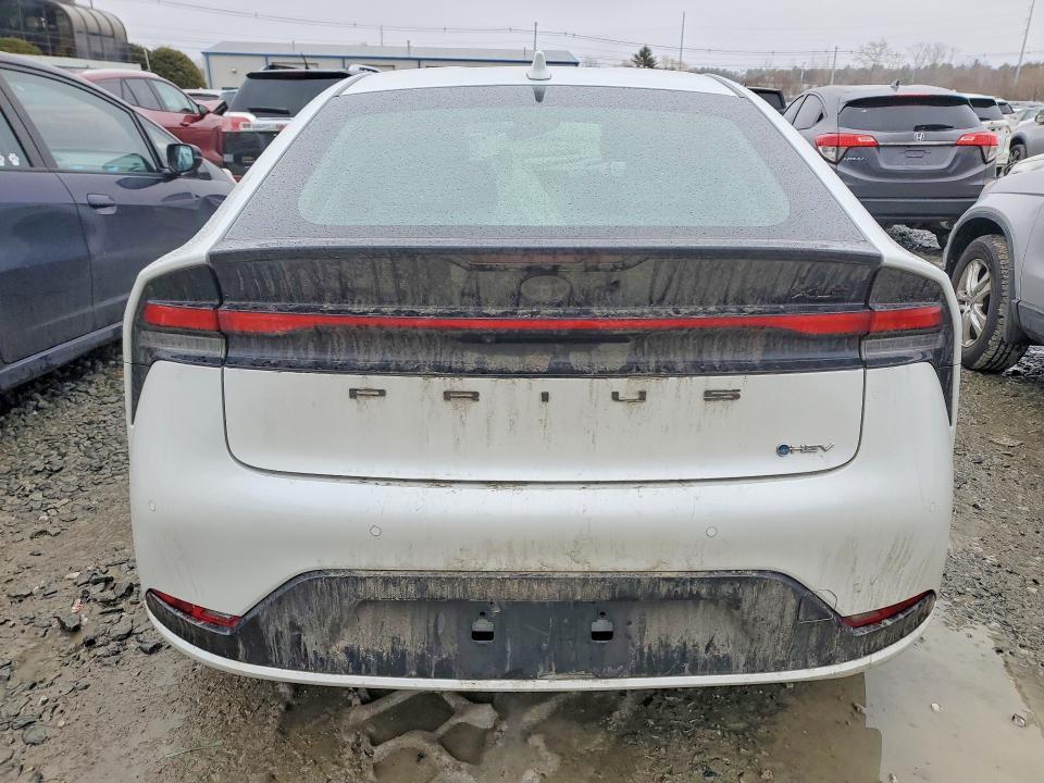 2025 Toyota Prius xle