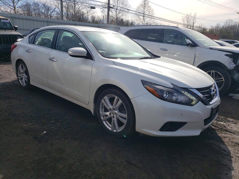 2017 Nissan Altima 3.5 sl