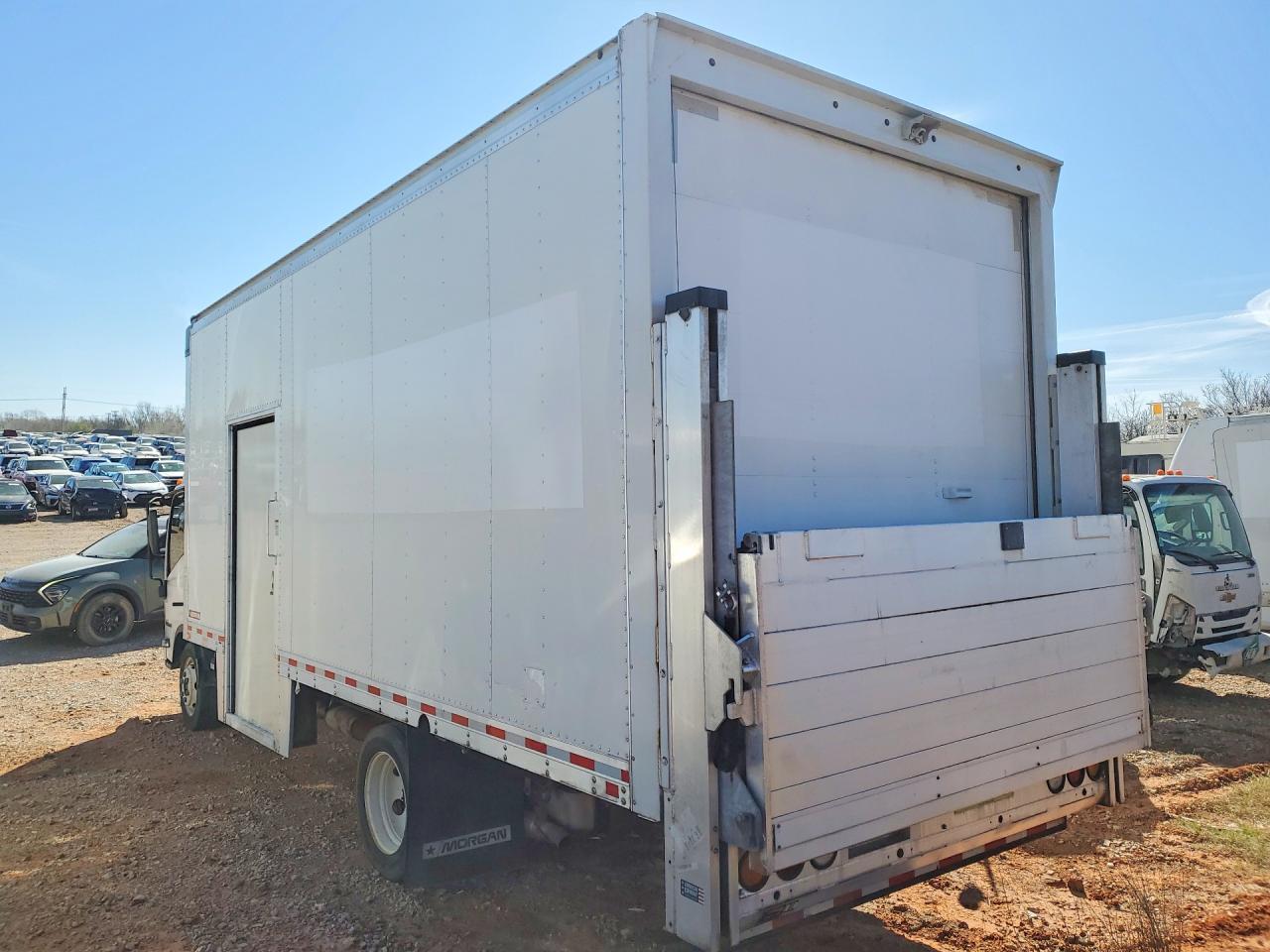 2022 Isuzu NPR HD