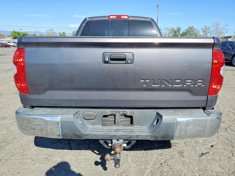 2015 Toyota Tundra SR5