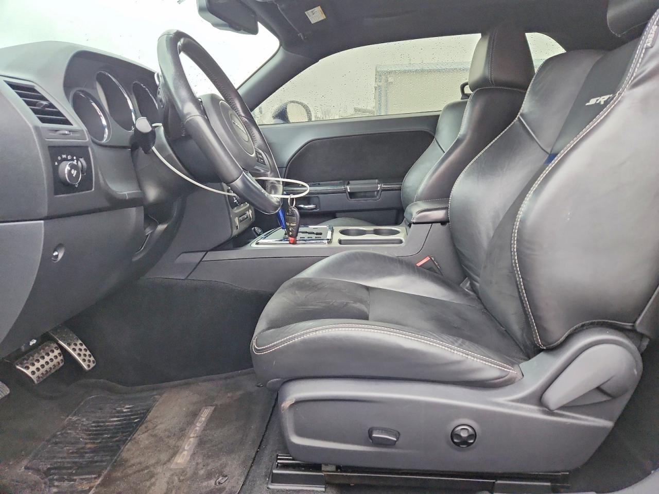 2013 Dodge Challenger Srt-8