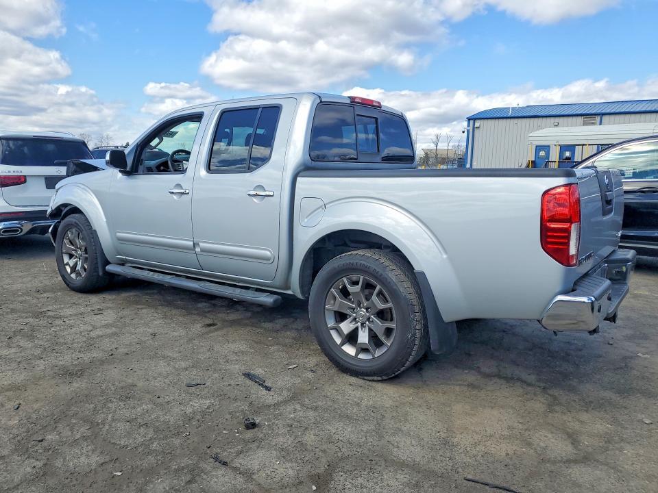 2015 Nissan Frontier SL