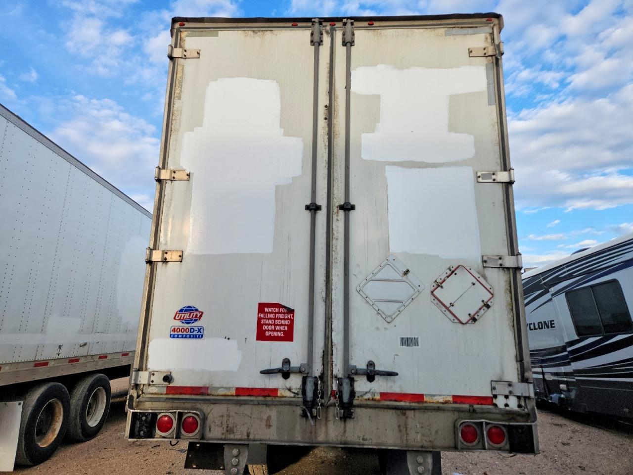 2014 Utility VS2DX DRY Van Trailer
