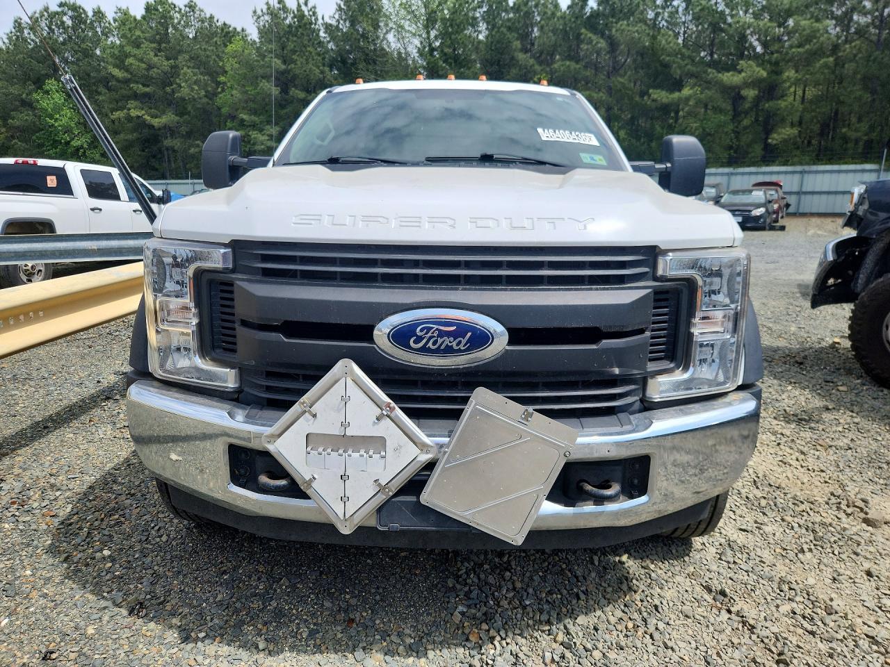 2018 Ford F550 Super Duty Flatbed Truck