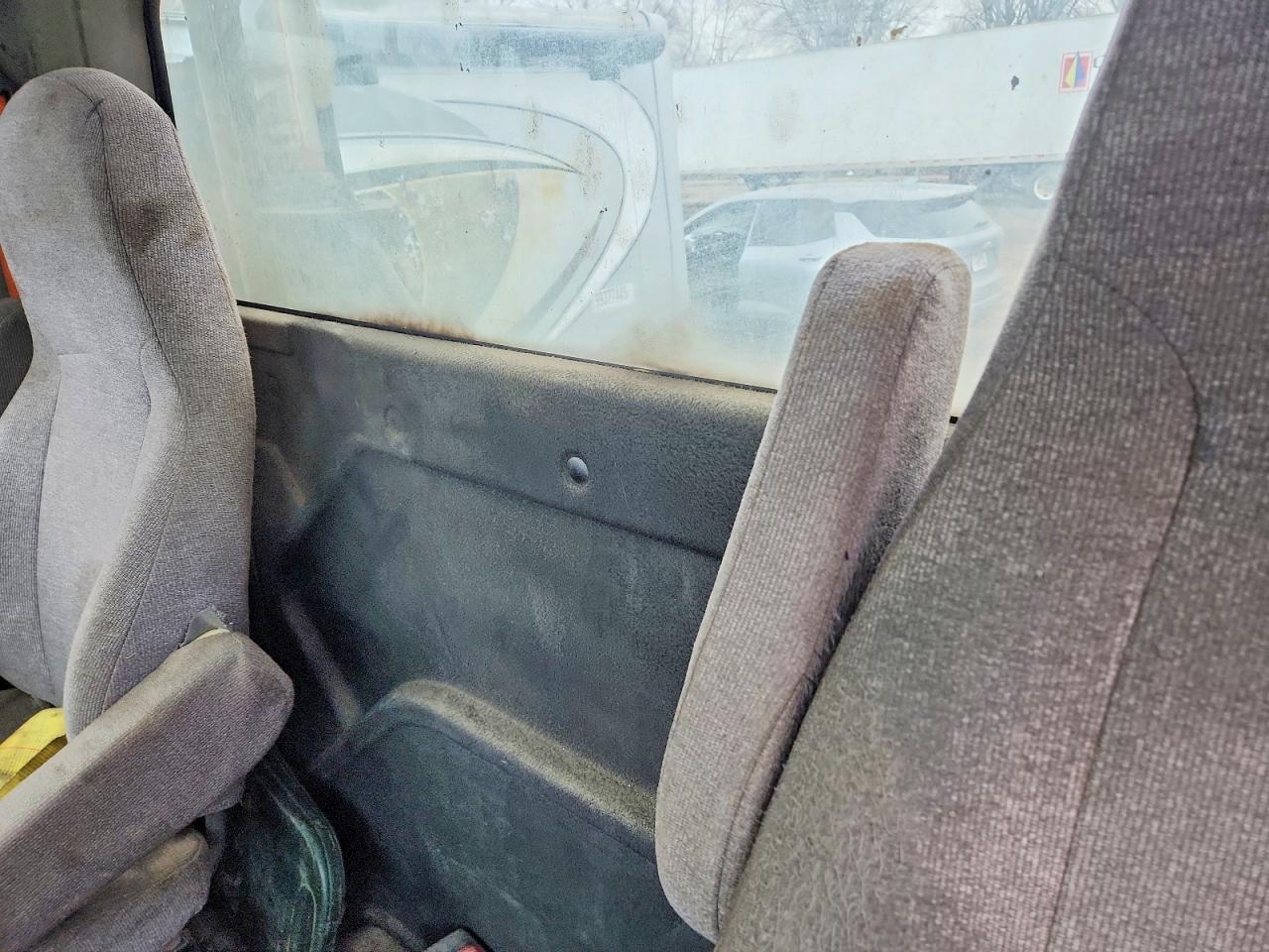 2015 International Prostar Semi Truck