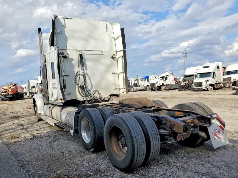 2014 Freigliner 2014 Freightliner Coronado Semi Truck