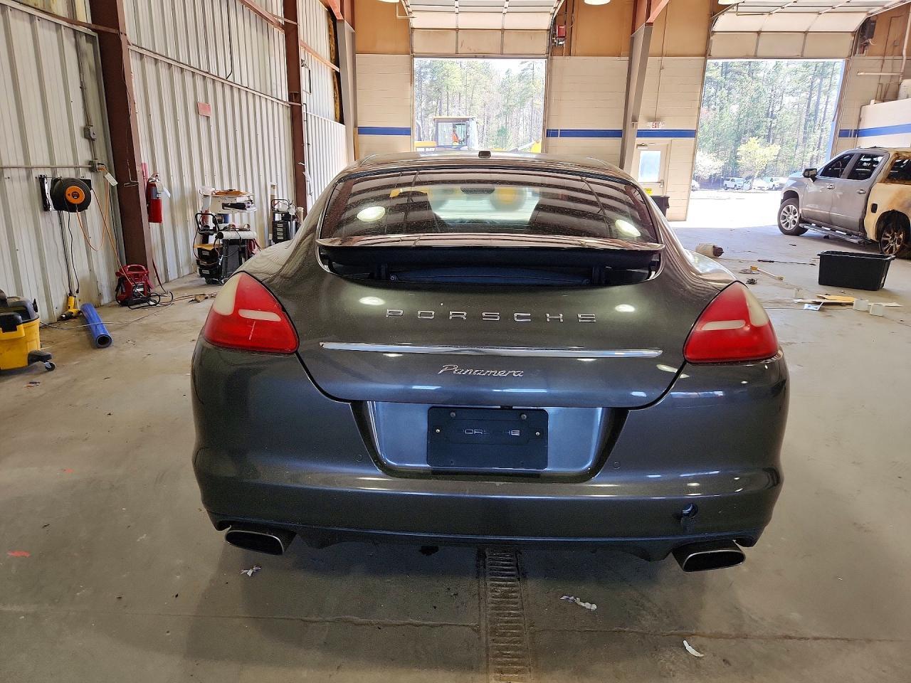2013 Porsche Panamera