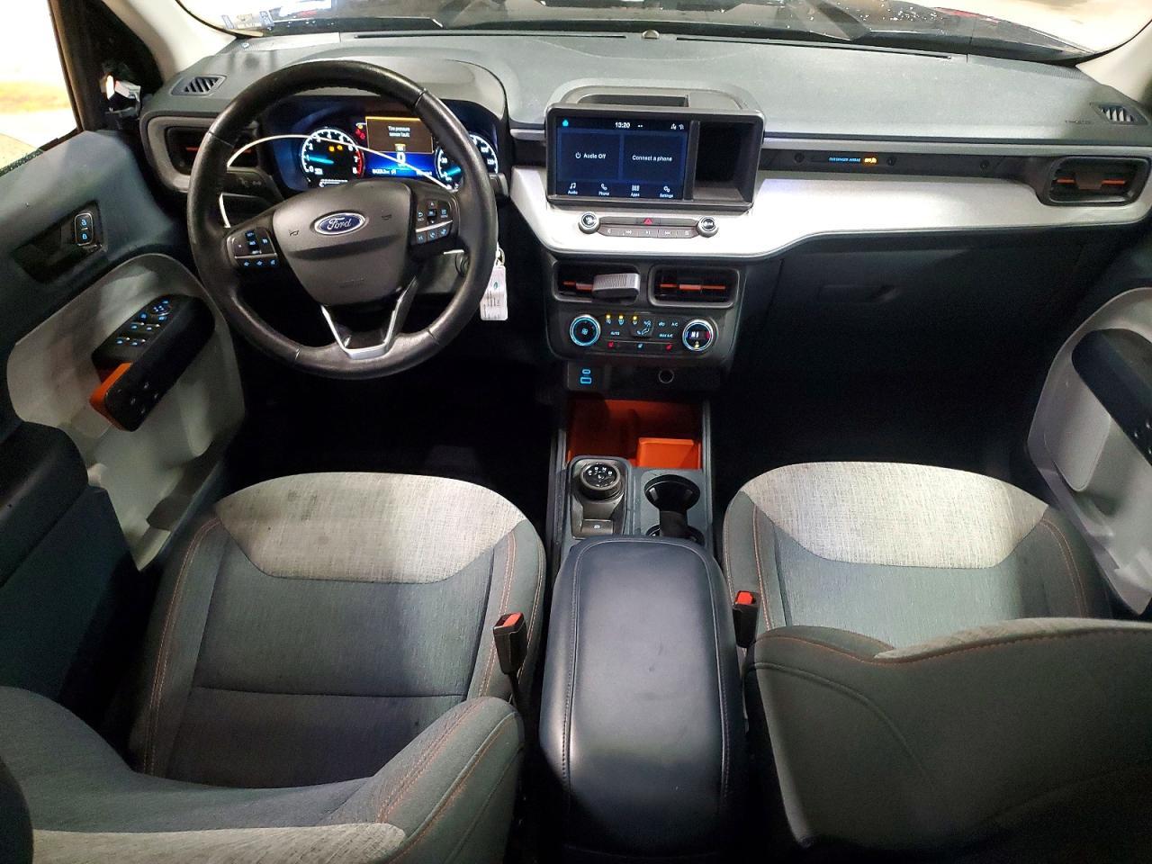 2022 Ford Maverick XL