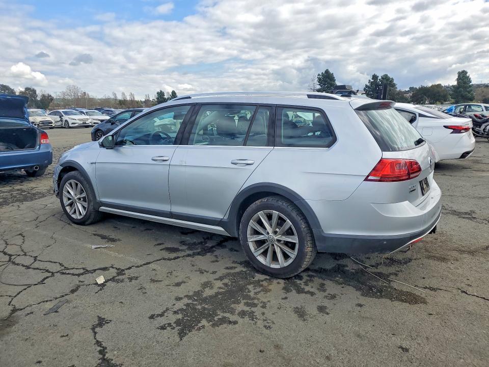 2017 Volkswagen Golf Alltrack s