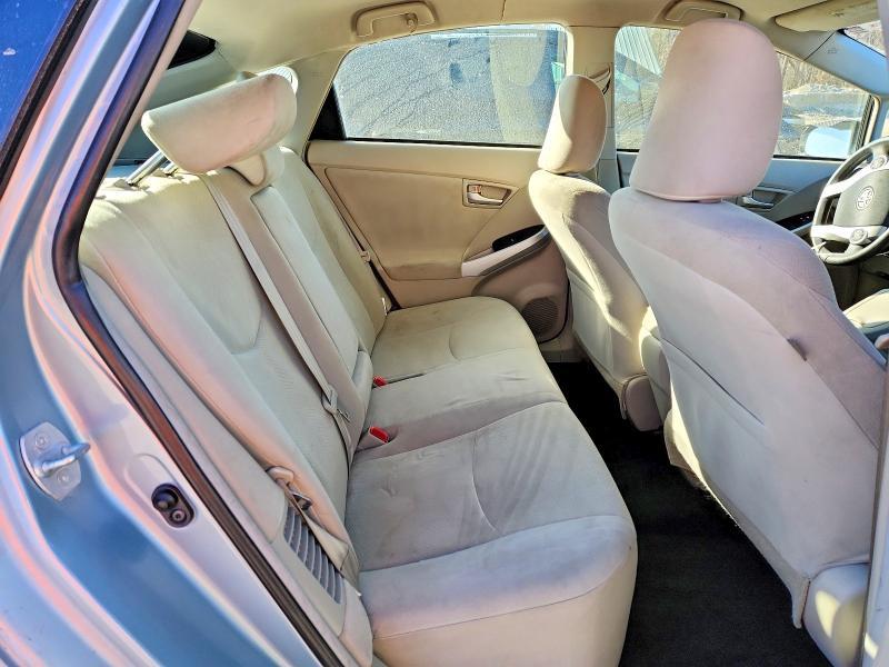 2014 Toyota Prius two