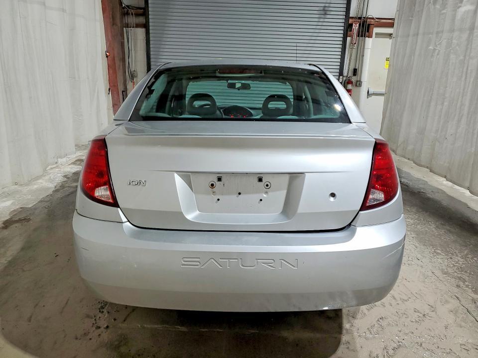 2004 Saturn Ion Level 1