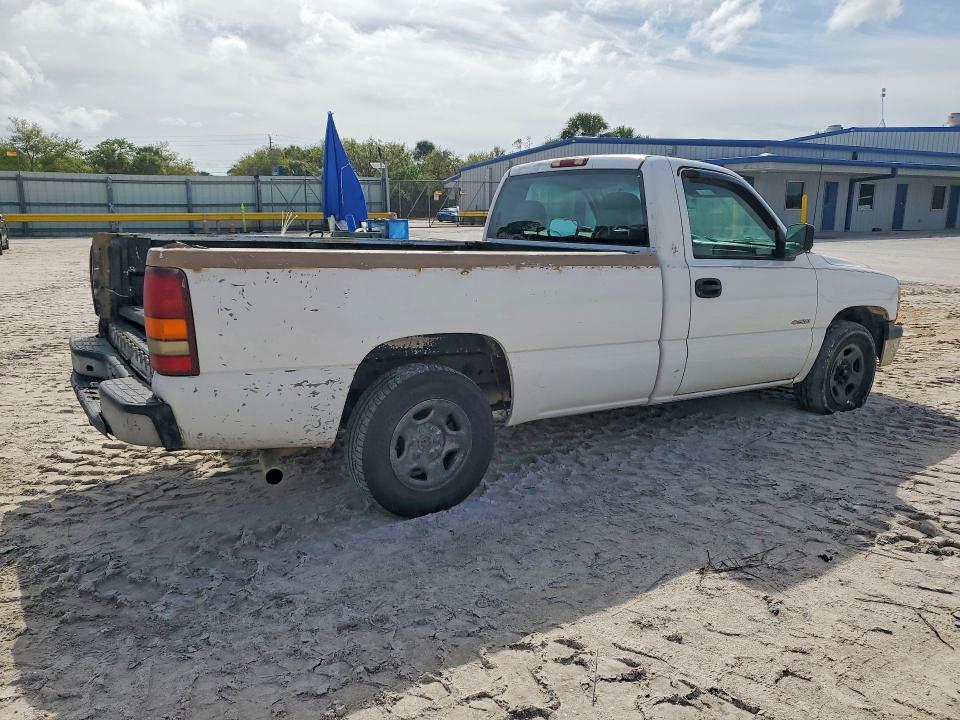 2002 Chevrolet Silverado C1500