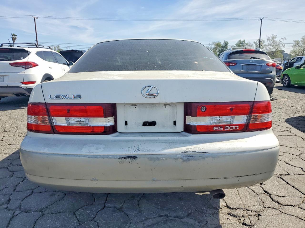 2000 Lexus Es 300 Base