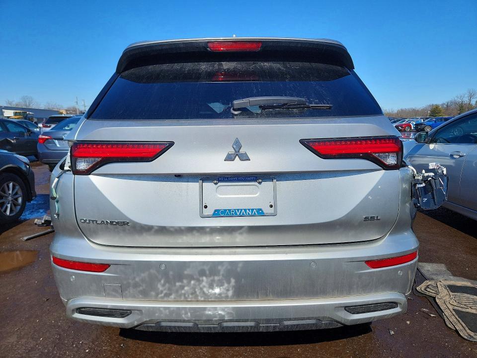 2022 Mitsubishi Outlander sel