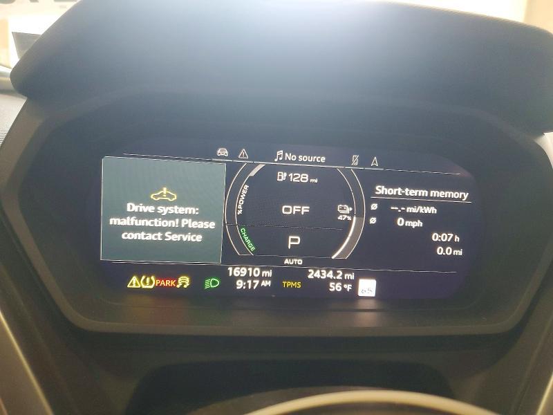 2024 Audi Q4 E-tron Premium Plus