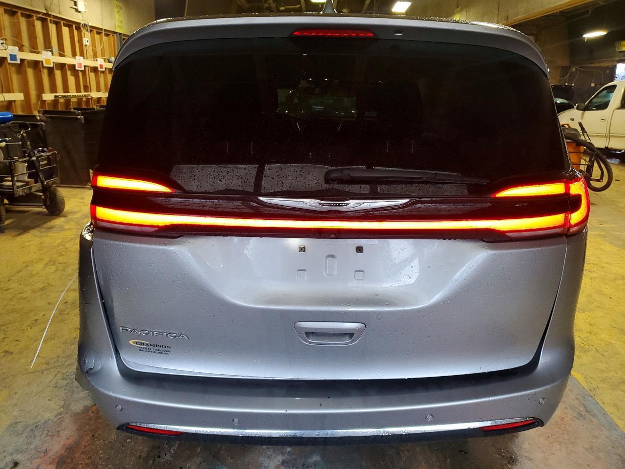 2021 Chrysler Pacifica Touring
