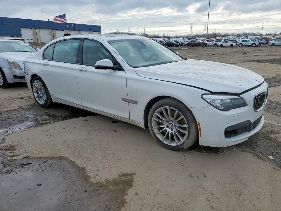 2013 BMW 740 lxi
